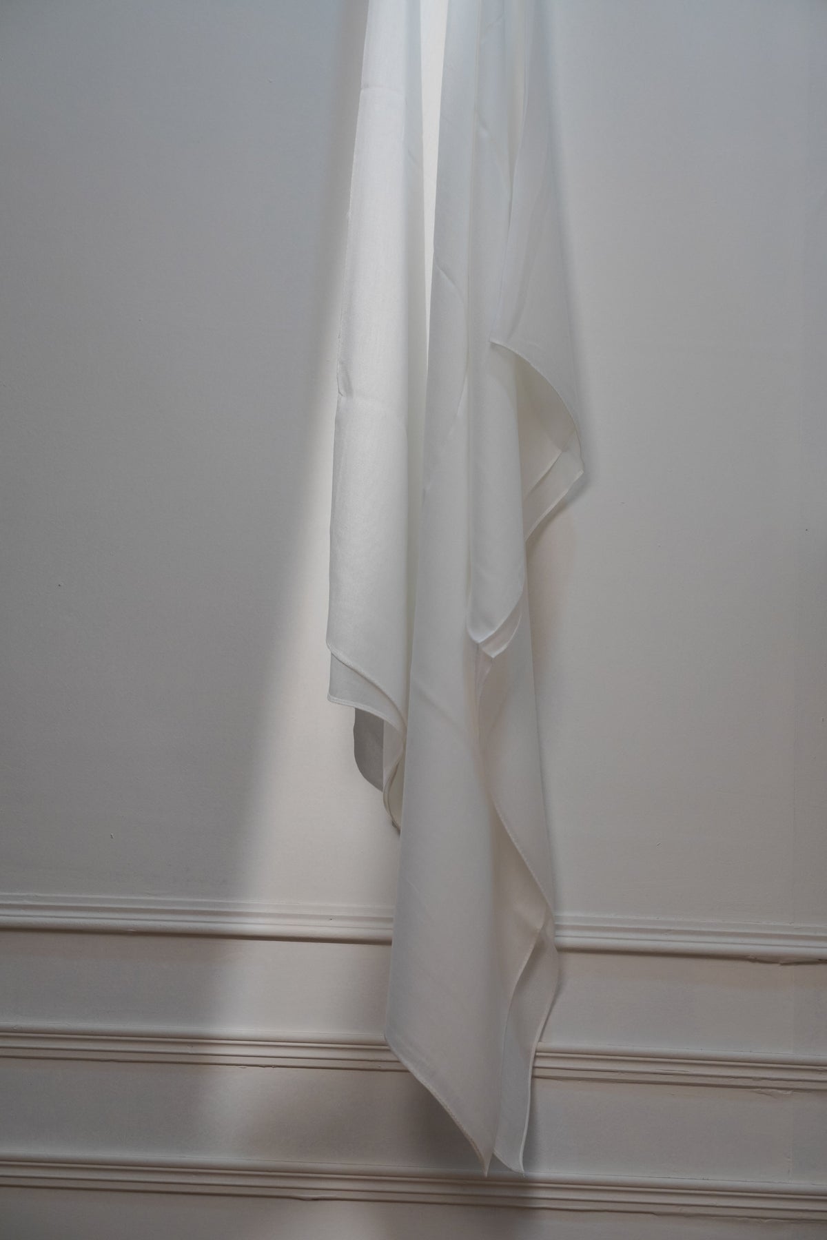 Modal Hijab #2 White