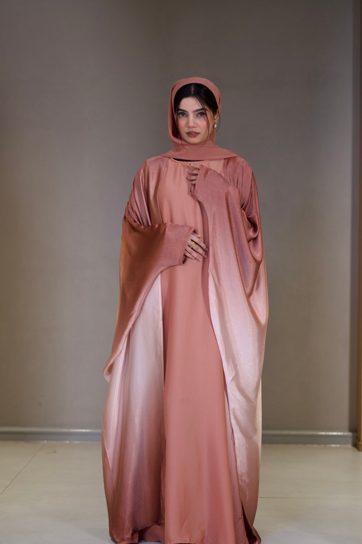 Amelia Ombre Abayah - Aurora