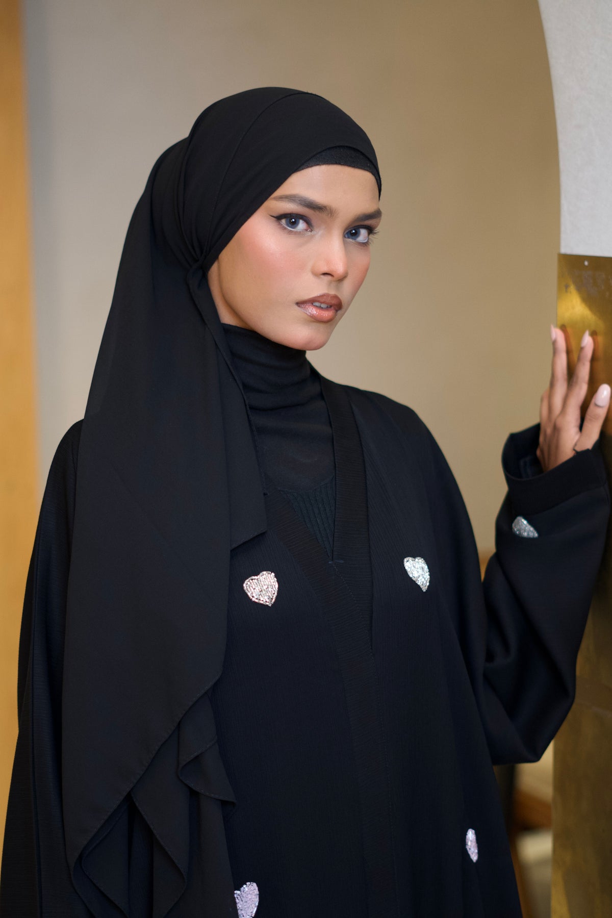 Qalbi Abayah - Pink & Silver