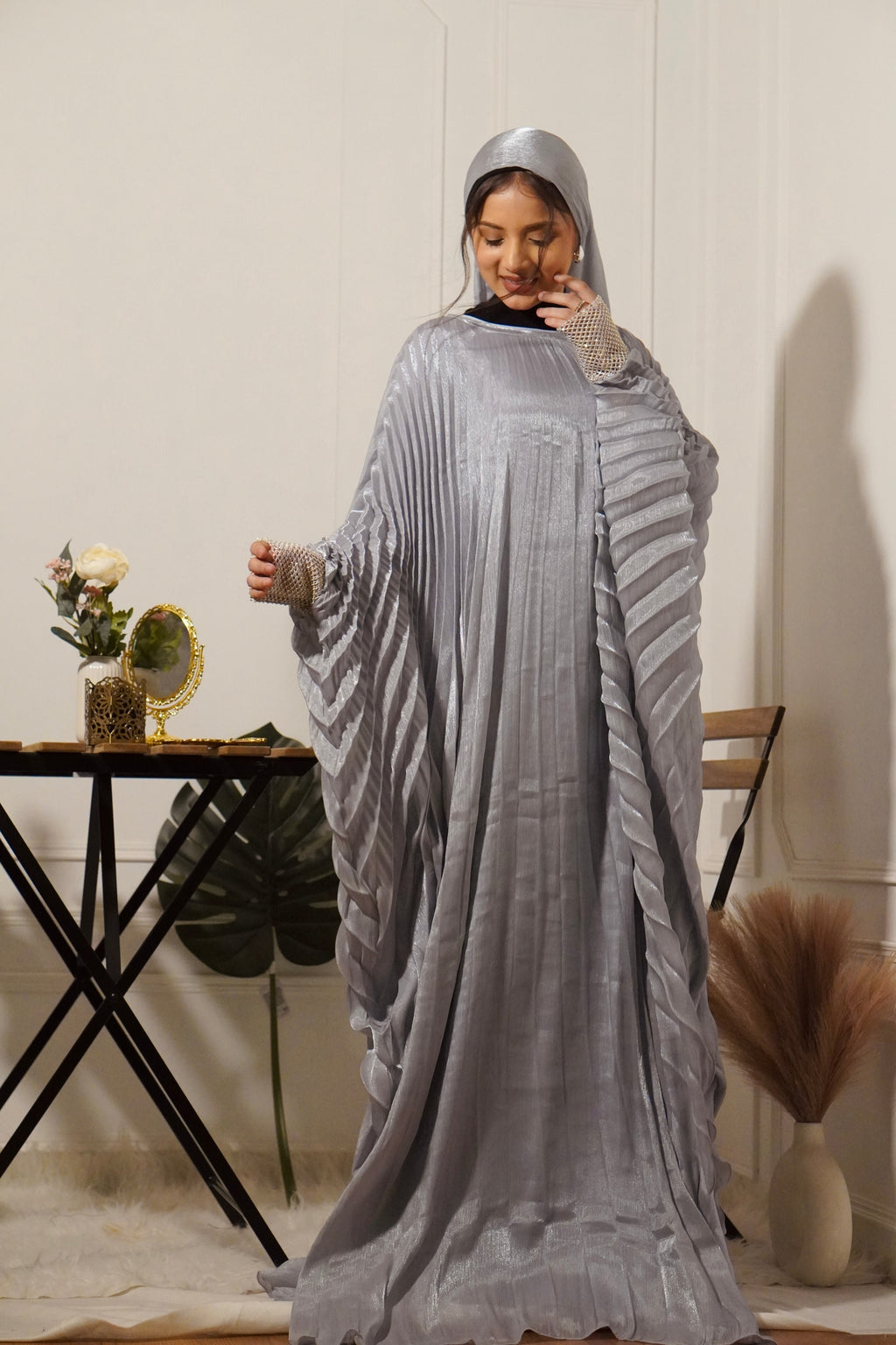 CÈLINE ABAYAH - SILVER GREY