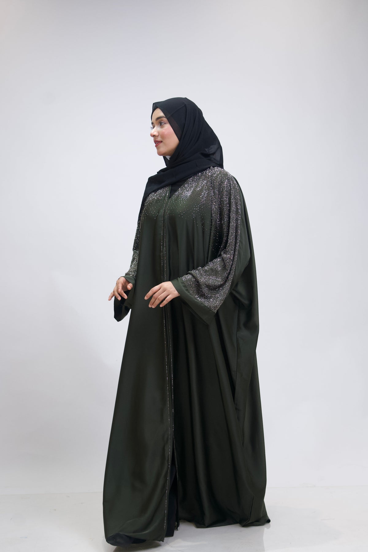 Nurgul Abayah - Zaytoon