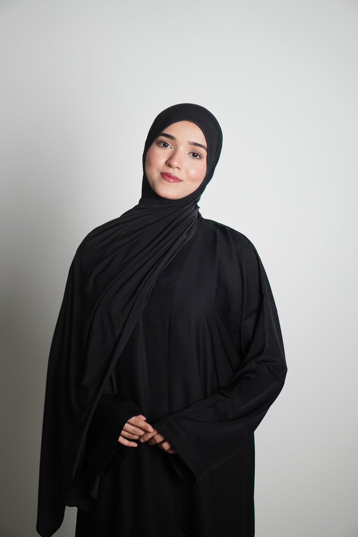 Classic Black Abayah 2.0