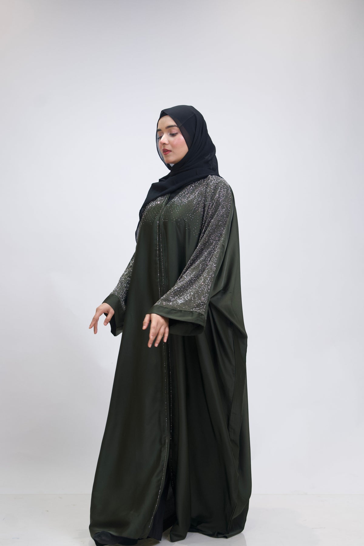 Nurgul Abayah - Zaytoon